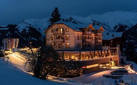 The Alpina Mountain Resort
